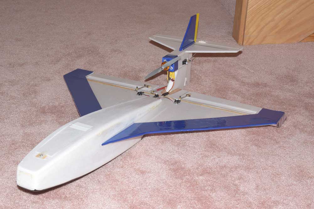 Polaris RC Seaplane Covered in Ultracote